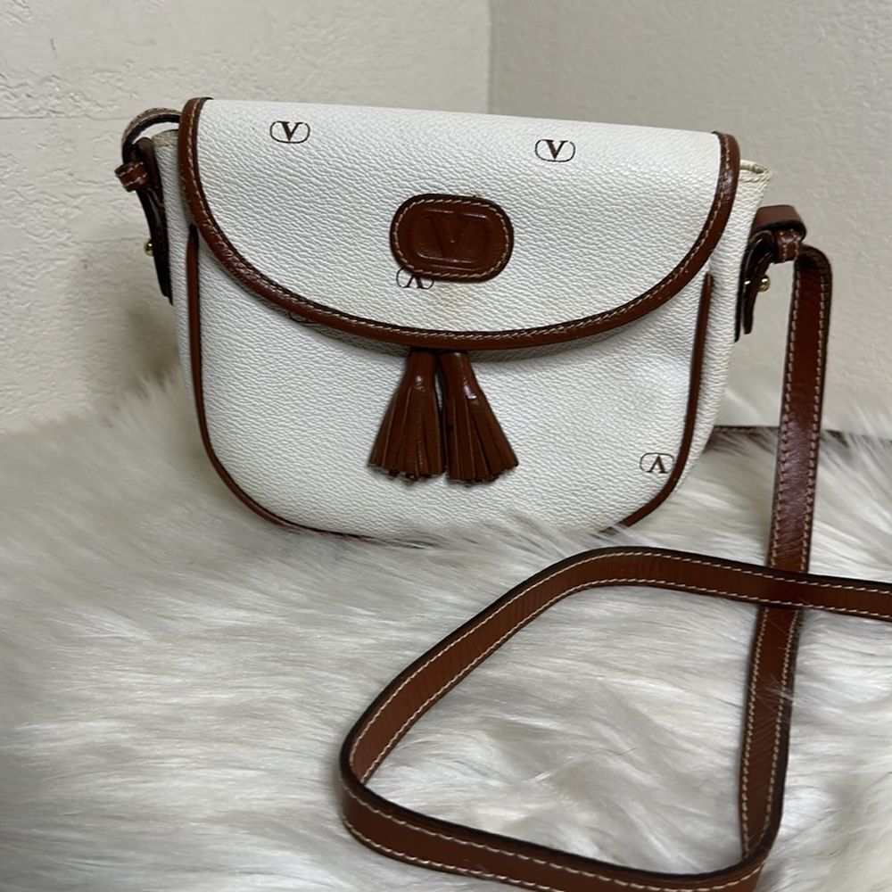 šÆAuthenticāValentino Garavani Small Crossbody š - Picture 12 of 17
